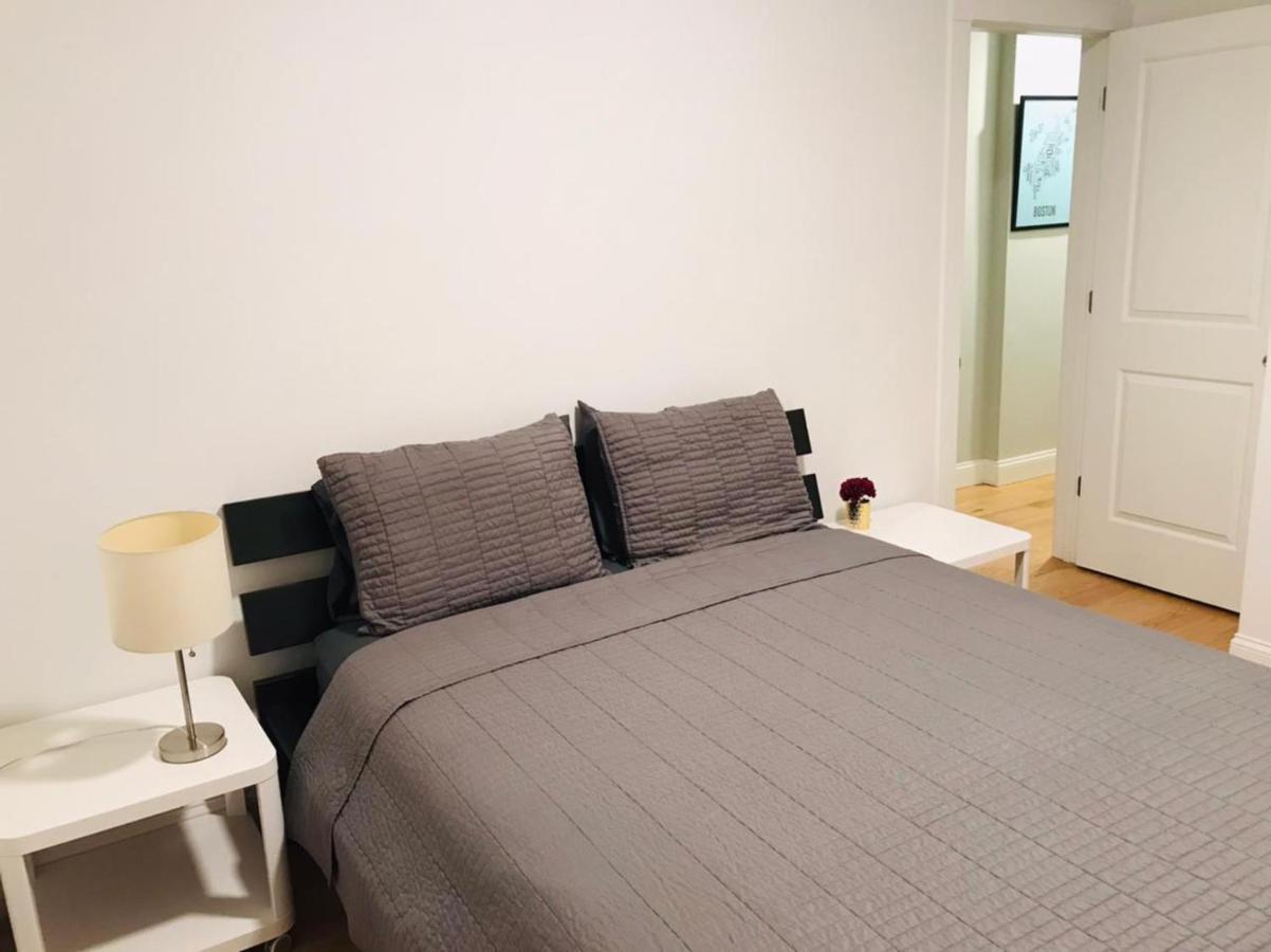 Renovated, 10 Min From The City Boston Bagian luar foto
