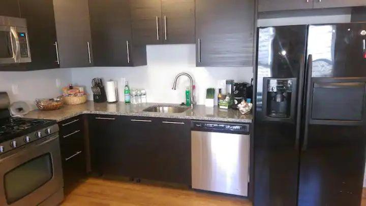 Renovated, 10 Min From The City Boston Ruang foto