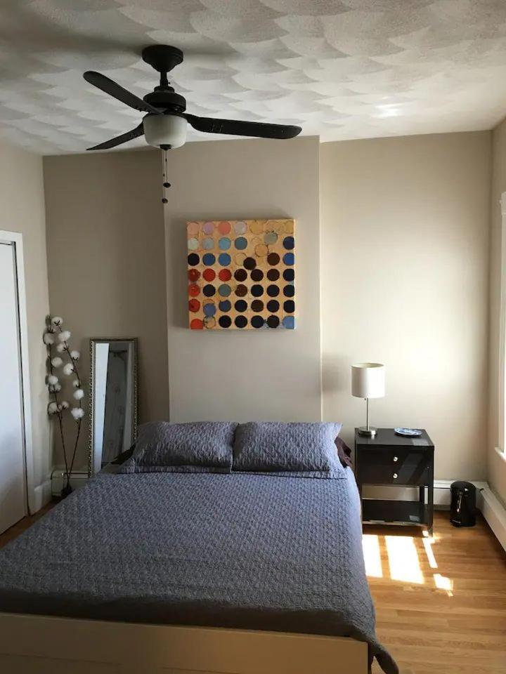 Renovated, 10 Min From The City Boston Ruang foto
