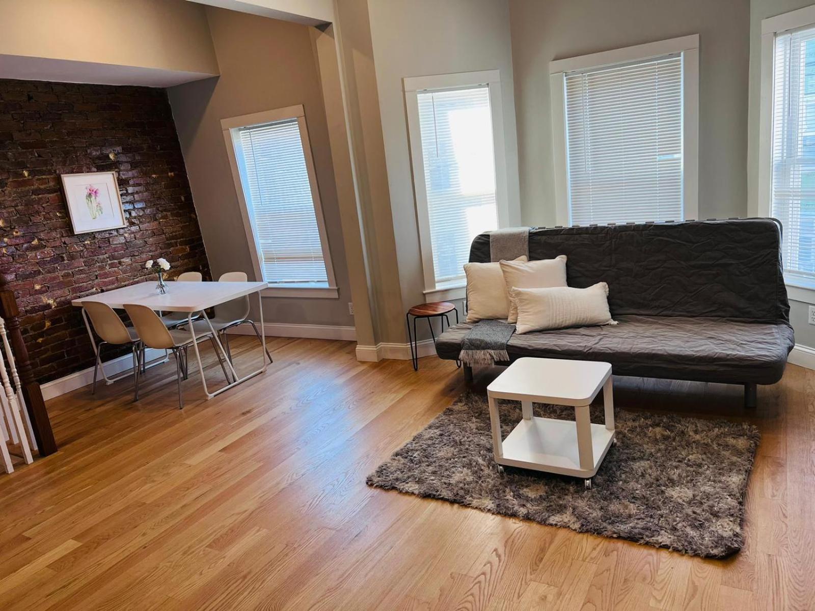 Renovated, 10 Min From The City Boston Bagian luar foto