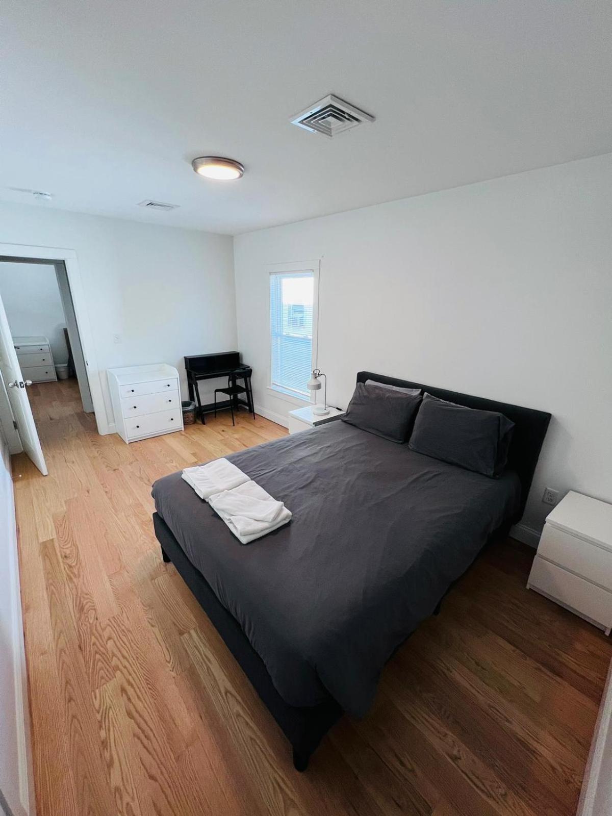 Renovated, 10 Min From The City Boston Bagian luar foto