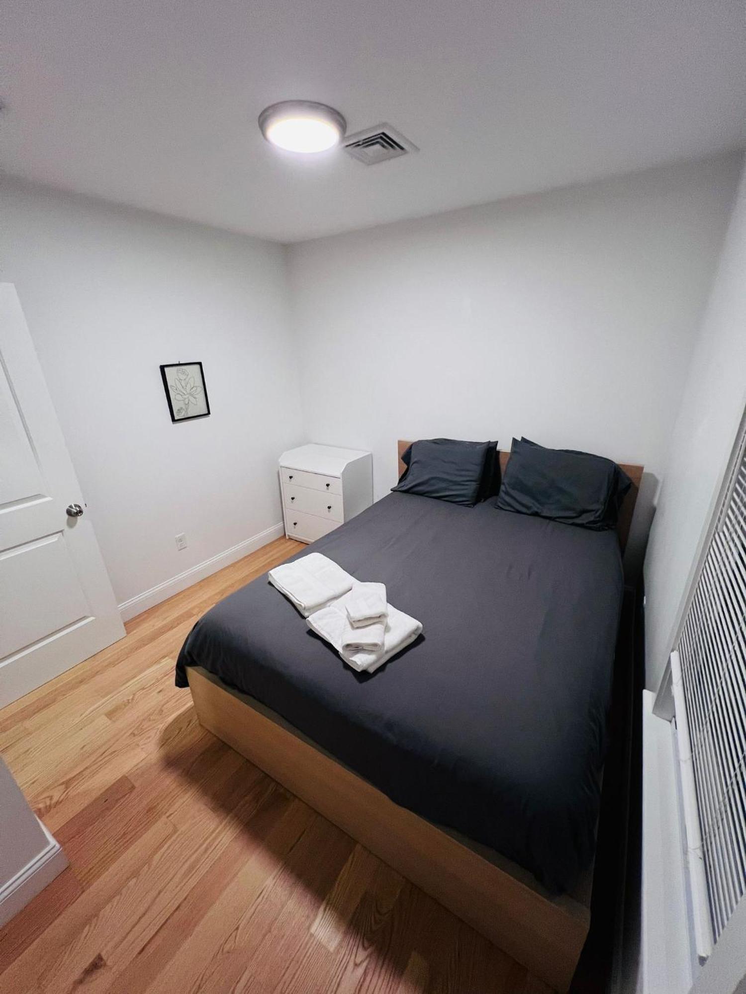 Renovated, 10 Min From The City Boston Bagian luar foto