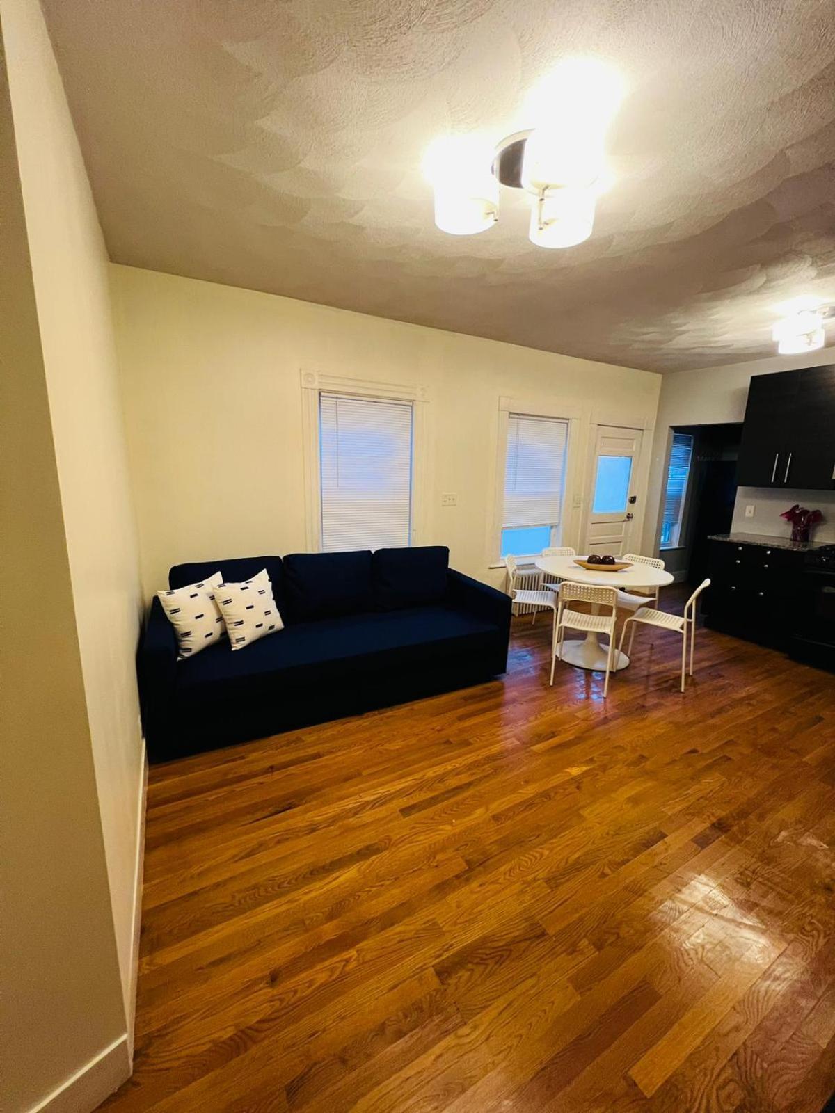 Renovated, 10 Min From The City Boston Bagian luar foto